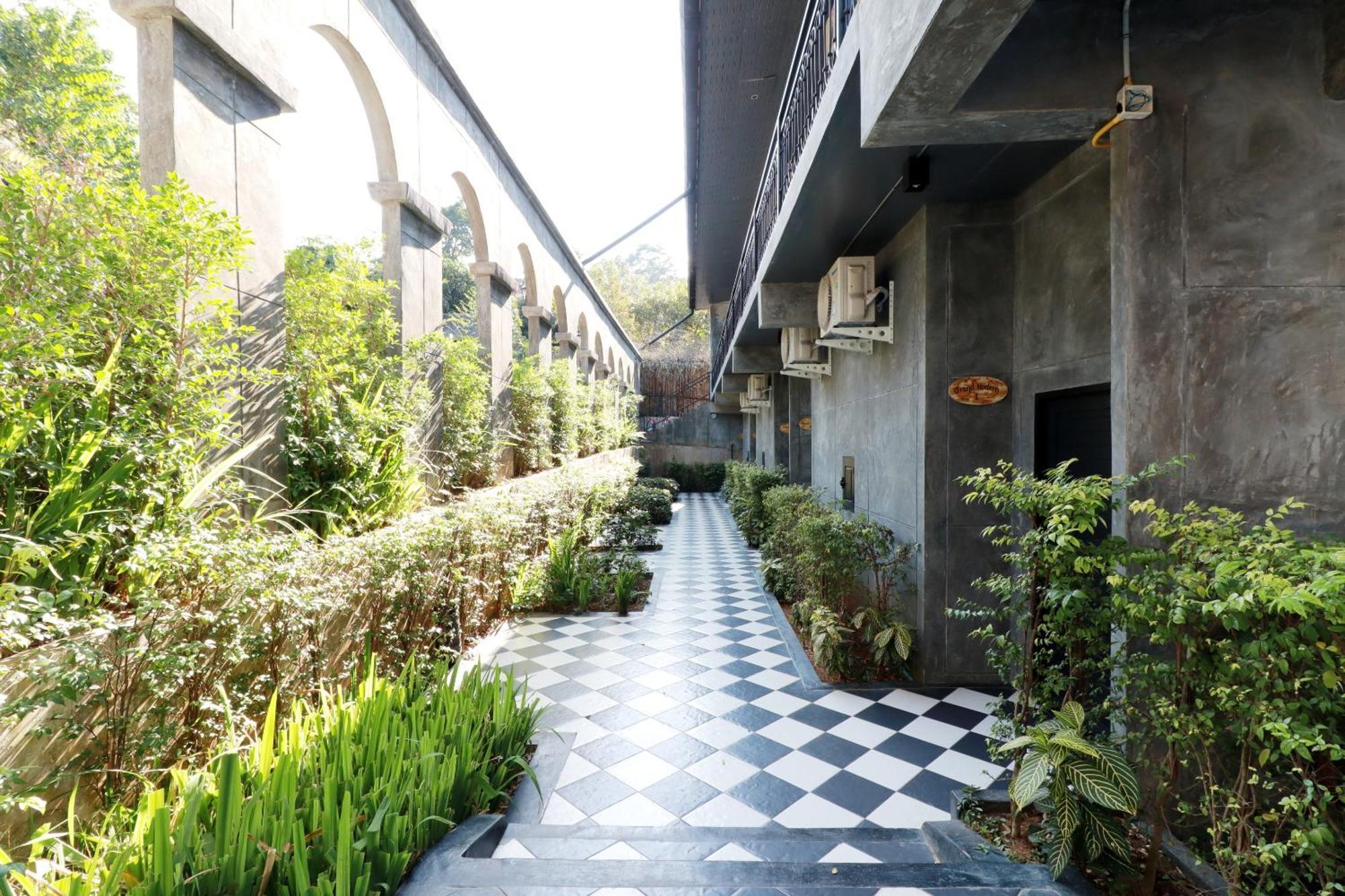 Capital O 464 At Nata Chiangmai Chic Jungle Hotel Merim Kültér fotó